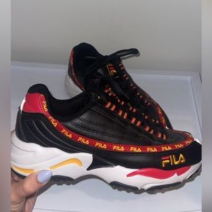 Fila Retro Chunky 6.5Y / Women’s 8